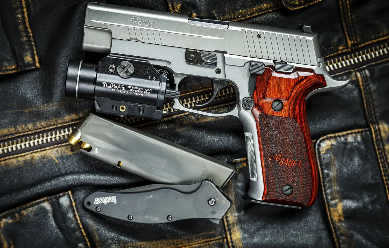 Фото обои пистолет, оружие, нож, Sig P226