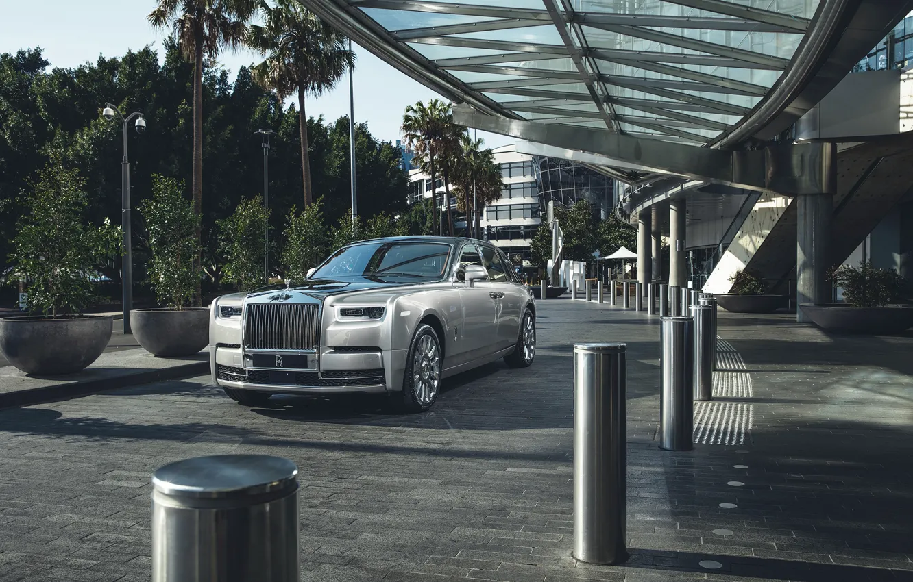 Фото обои авто, серый, Rolls-Royce, Phantom, отель