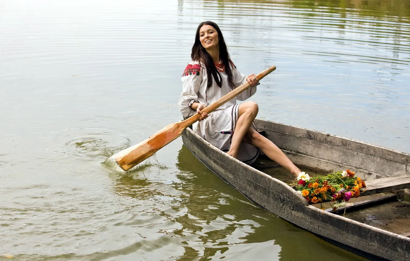 Фото обои девушка, цветы, река, настроение, лодка