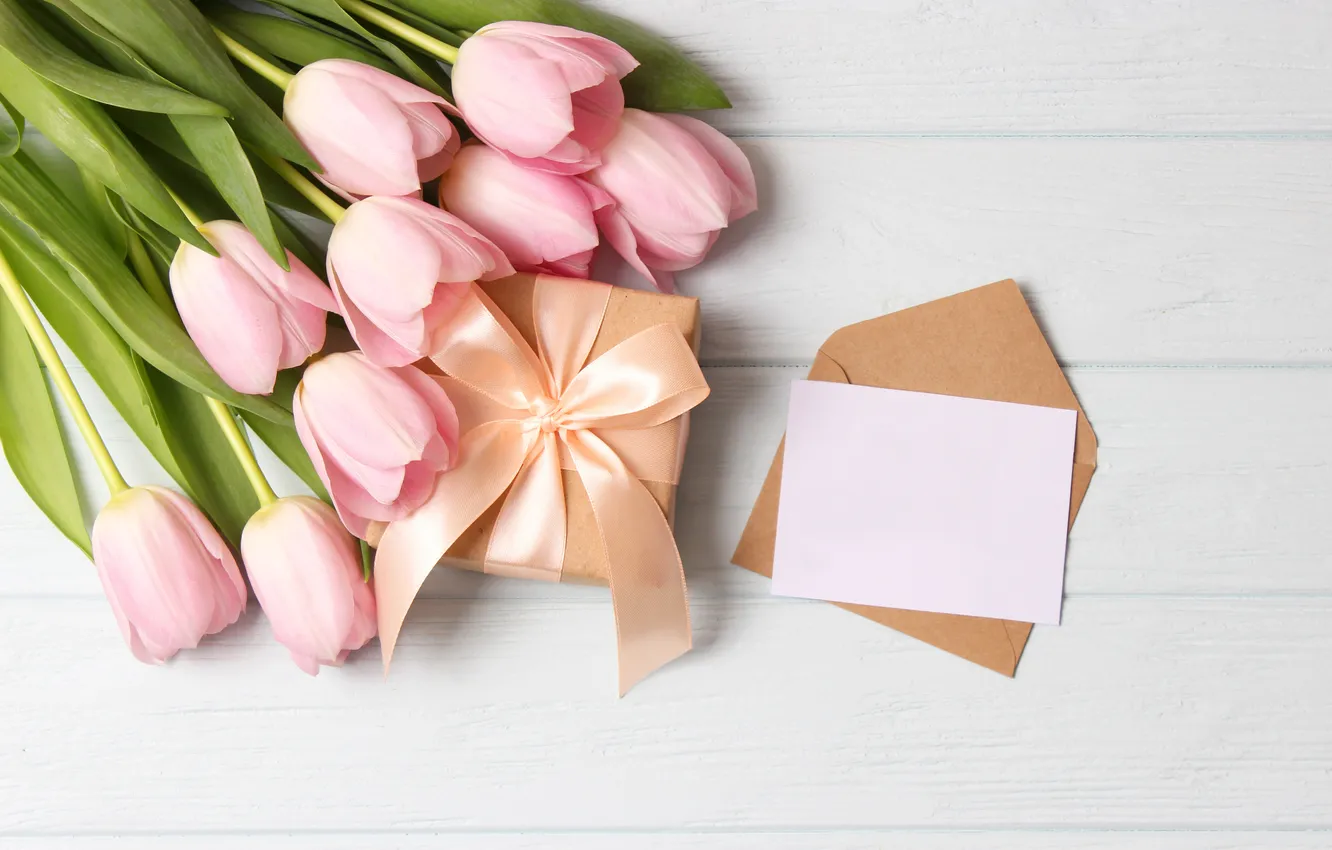 Фото обои цветы, подарок, букет, тюльпаны, розовые, wood, pink, flowers