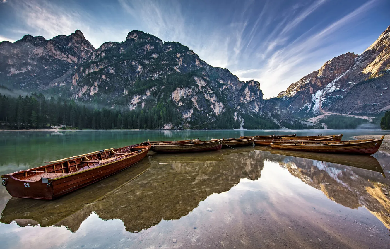 Фото обои горы, озеро, лодки, Италия, Доломитовые Альпы