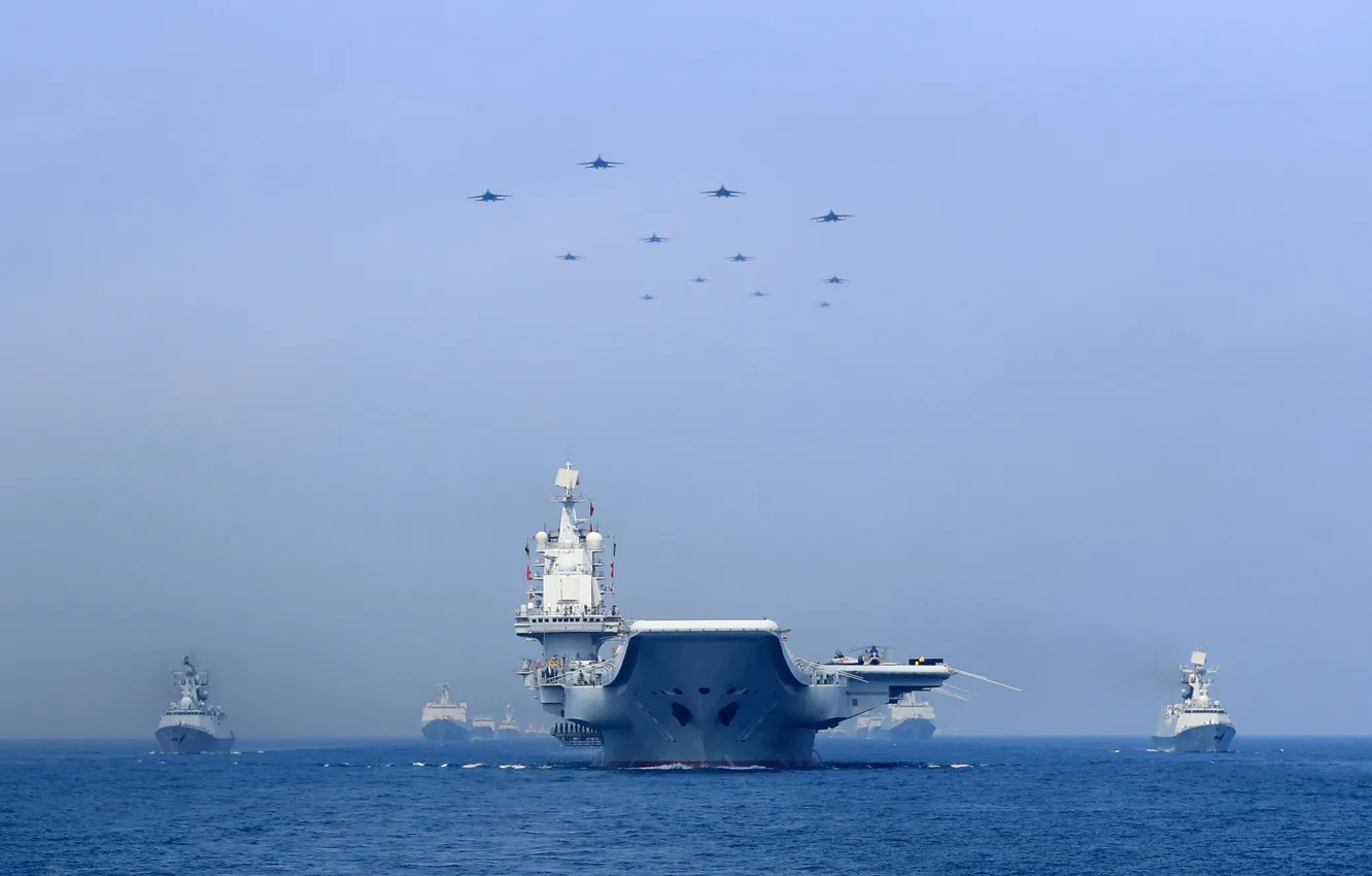 Фото обои Волны, Истребители, Флот, Авианосец, ВМС КНР, Ляонин (16), Армада