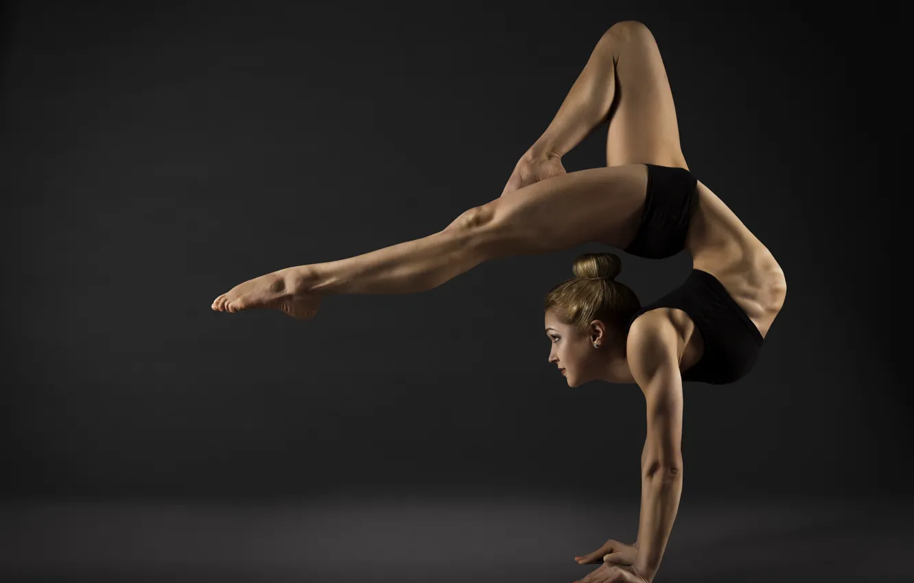Фото обои woman, figure, pose, training, gymnastics, elongation, technique