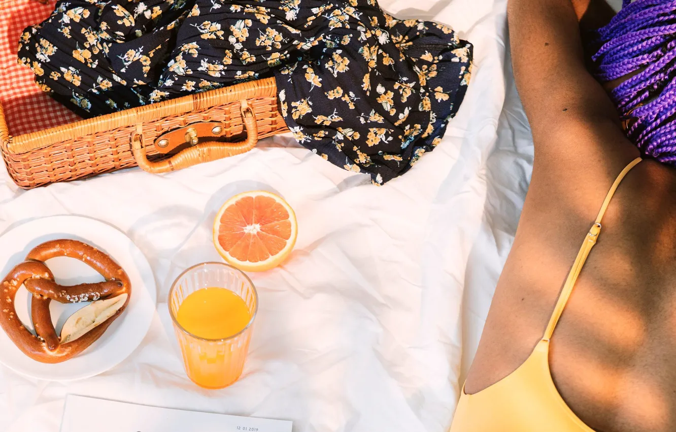Фото обои стакан, отдых, апельсин, сок, чемодан