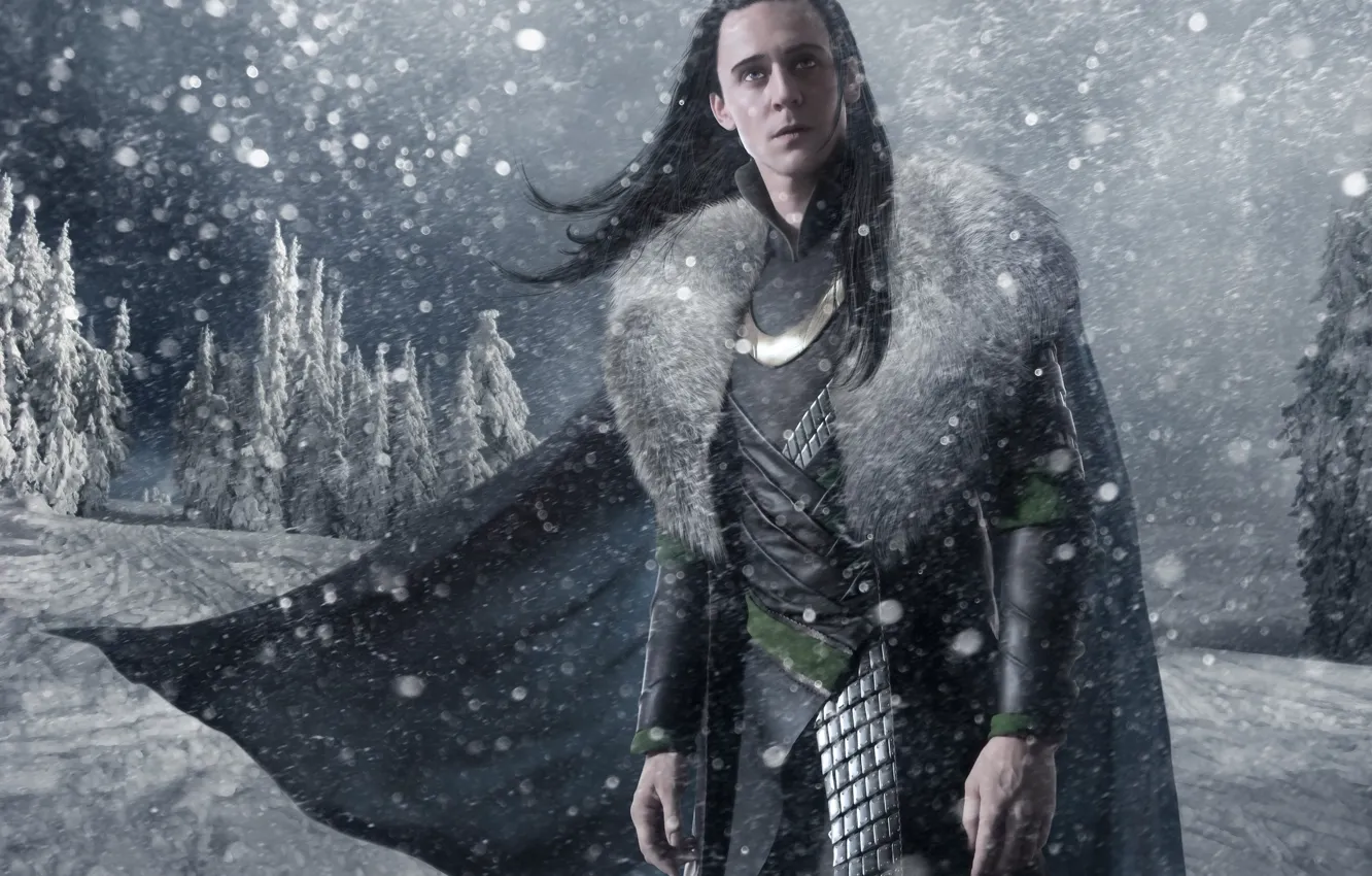 Фото обои поза, ветер, Thor, Тор, Локи, Loki, Tom Hiddleston, Том Хиддлстон