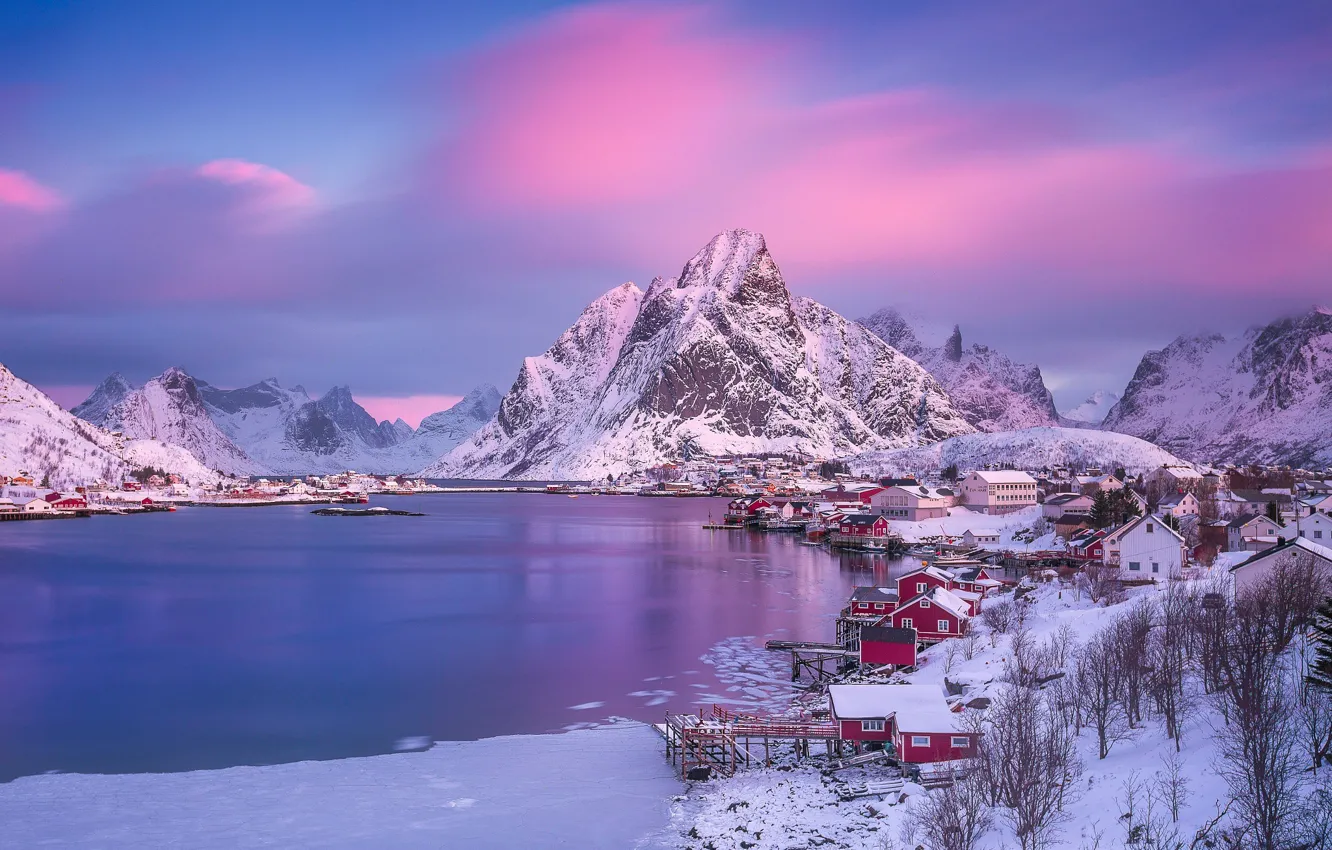 Фото обои свет, утро, Норвегия, городок, поселок, Лофотенские острова, розовое небо