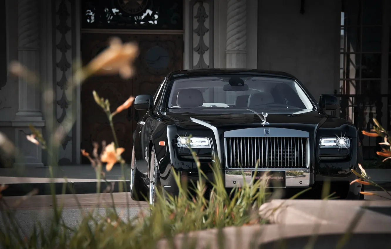 Фото обои Rolls-Royce, Ghost, автомобиль, спереди, роскошь, ролс ройс