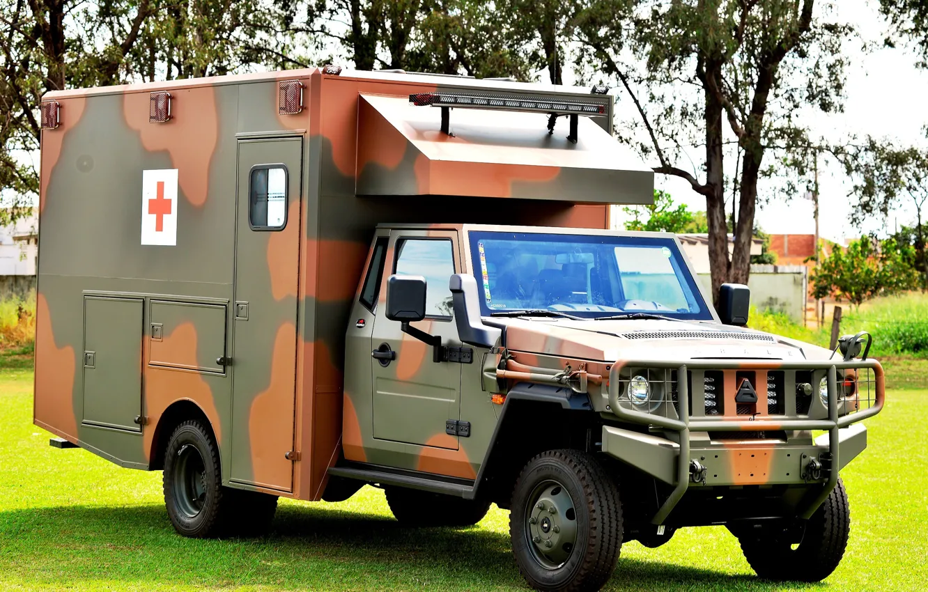 Фото обои cross, ambulance, made in Brazil, Agrale, military and civil vehicle, manufactured in Santa Catatarina, export …