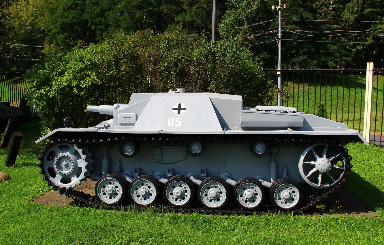 Фото обои Германия, Москва, САУ, StuG III, Штурмовое орудие, Поклонная гора, Музей Г.О.Р.А., Немецкая противотанковая САУ
