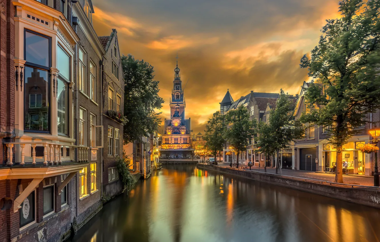 Фото обои башня, дома, канал, Нидерланды, Алкмар