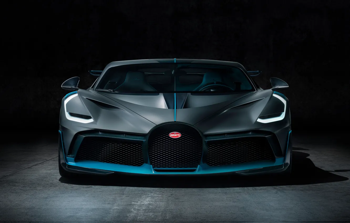 Фото обои фон, вид спереди, гиперкар, Divo, Bugatti Divo, 2019 Bugatti Divo