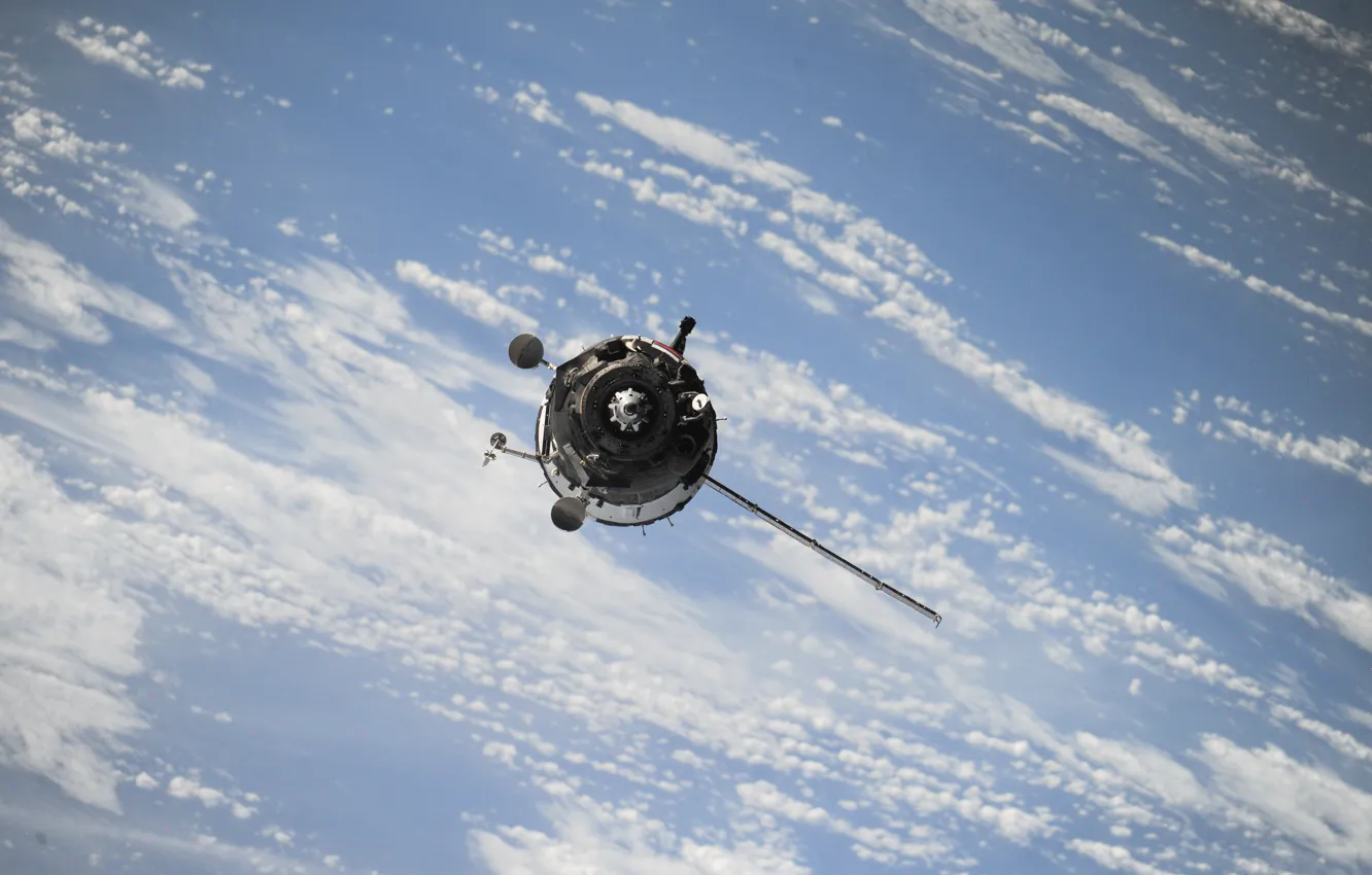 Фото обои space, sky, clouds, cosmos, satellite, atmosphere, technology, outer space