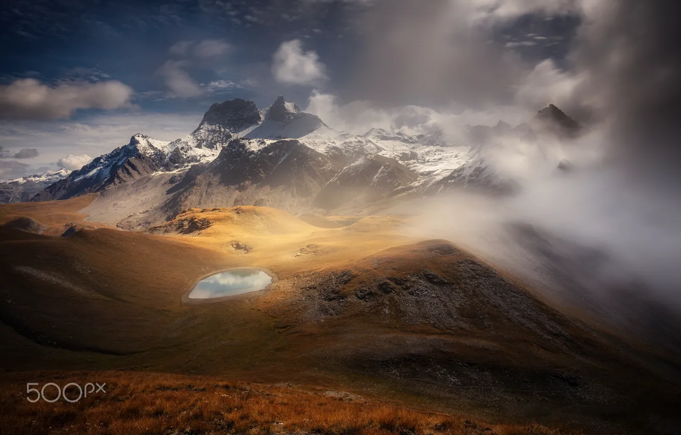 Фото обои облака, горы, туман, озеро, скалы, долина