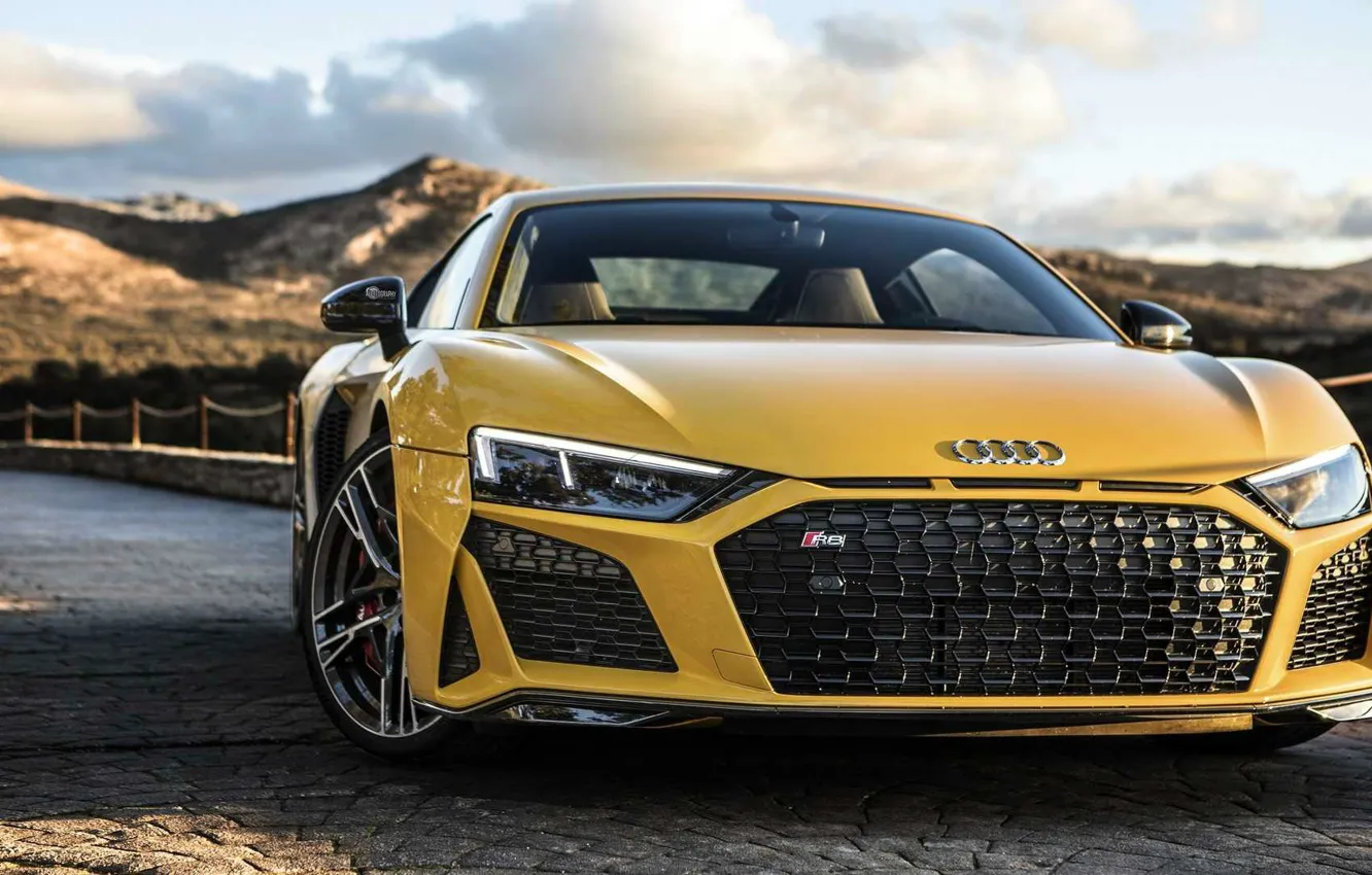 Фото обои Yellow, Road, Audi R8 V10