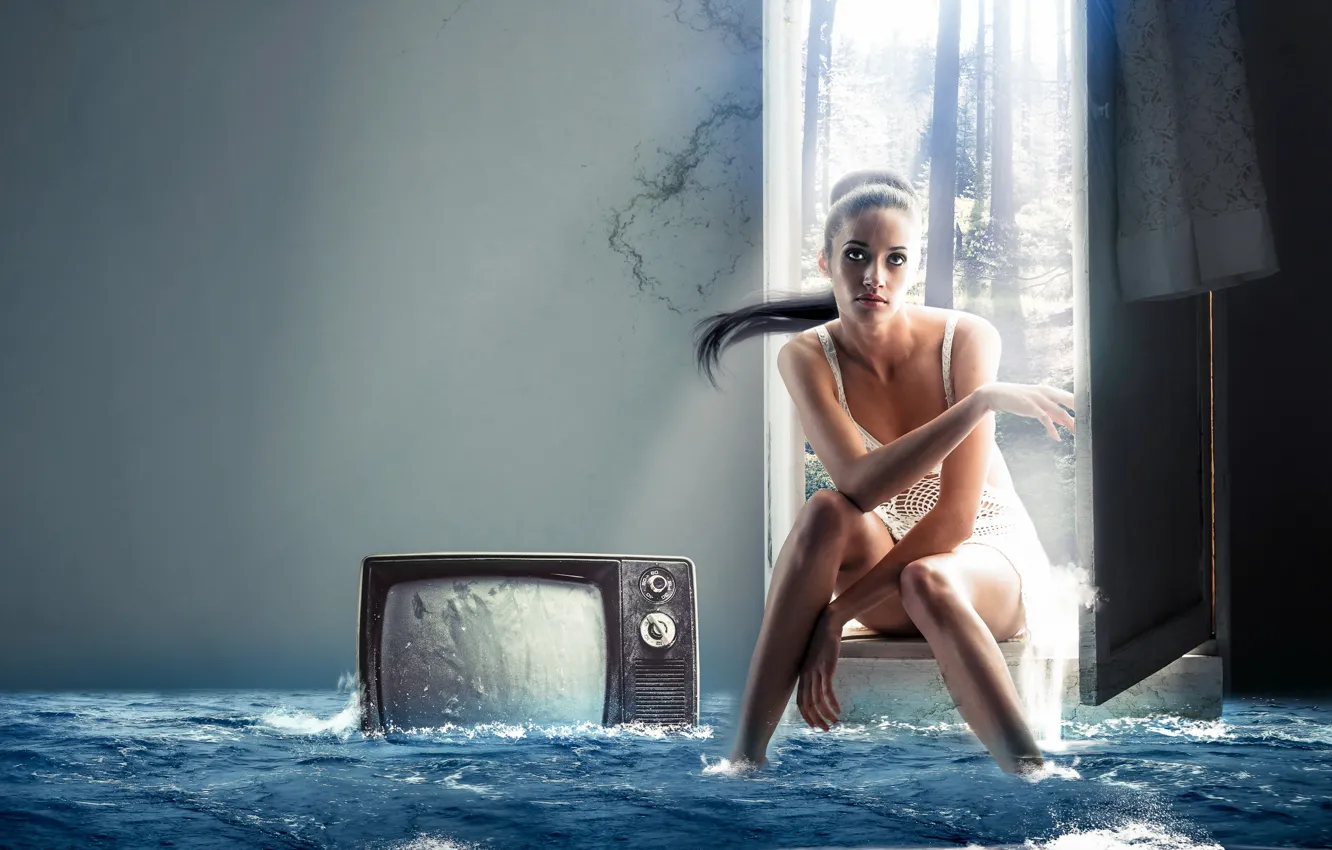 Фото обои девушка, ситуация, телевизор, потоп