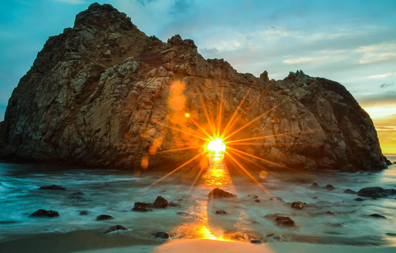 Фото обои пляж, солнце, лучи, пейзаж, природа, океан, скалы, Калифорния