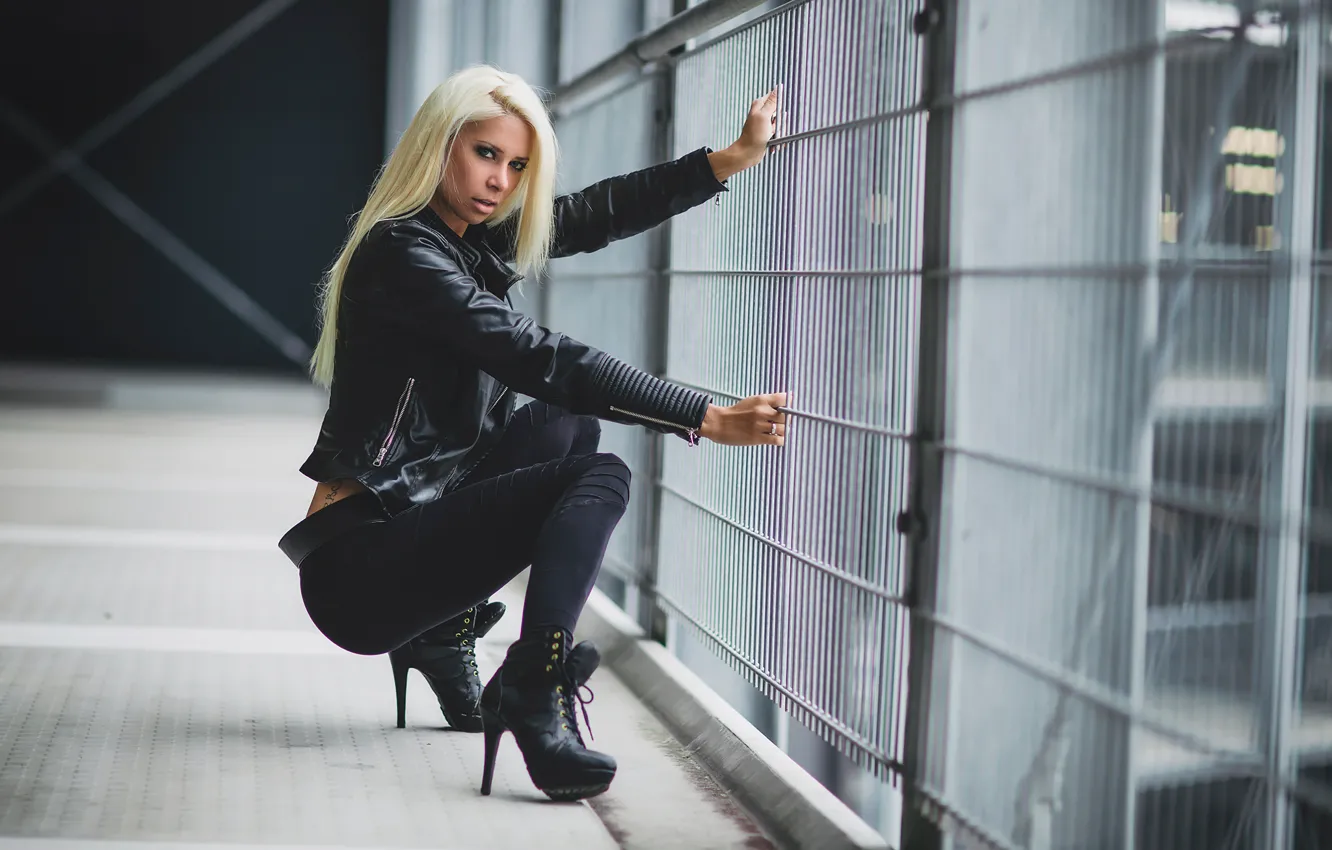 Фото обои взгляд, Angela Kutscher, Miss GTI 2012