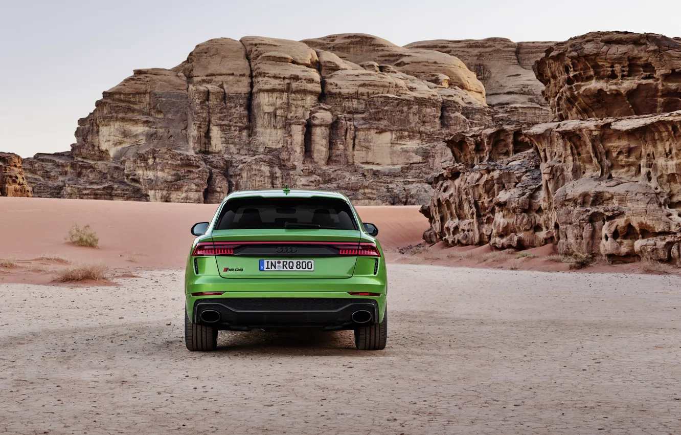 Фото обои Audi, пустыня, вид сзади, кроссовер, 2020, RS Q8