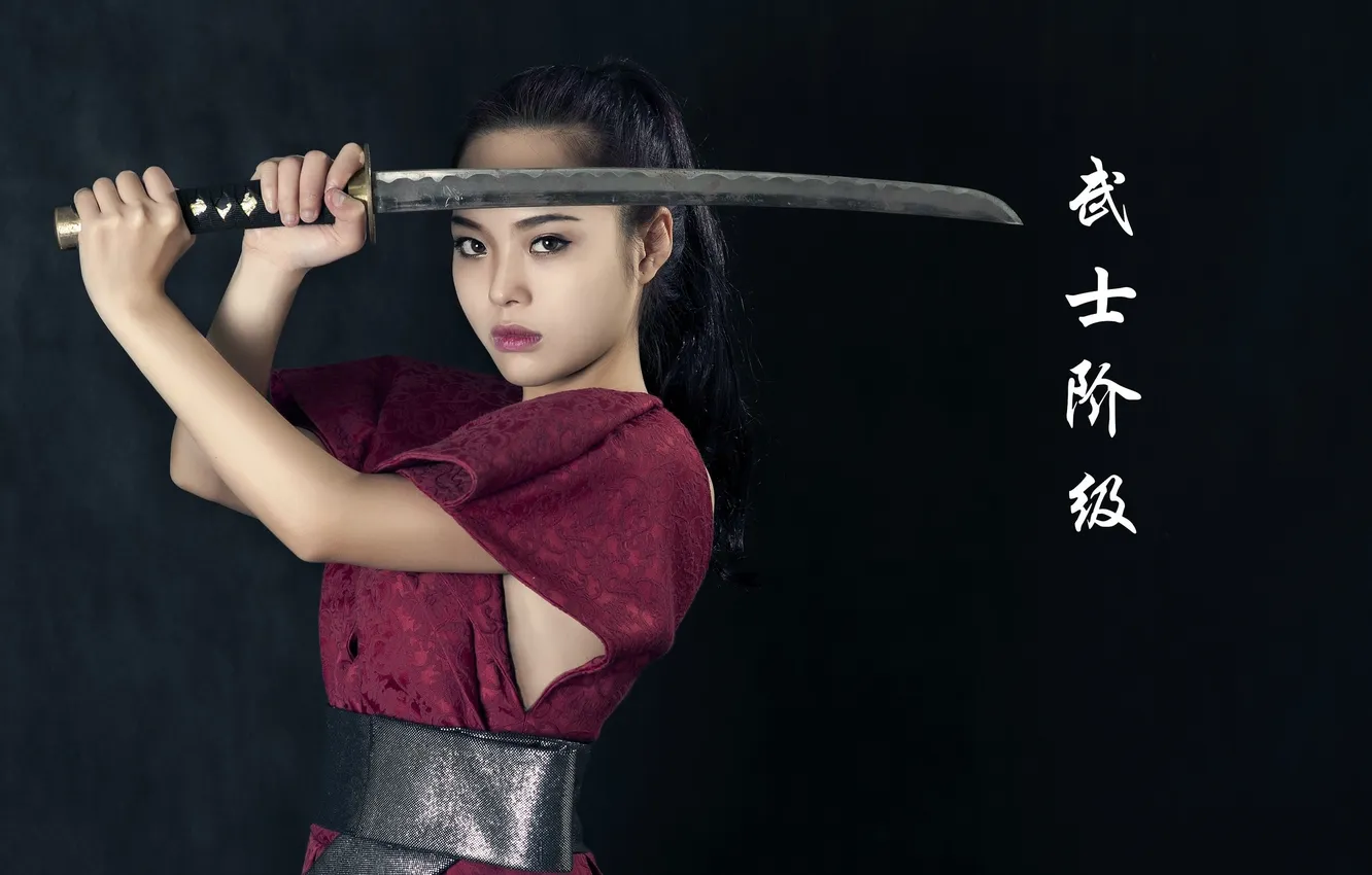 Фото обои девушка, меч, иероглифы, азиатка, вакидзаси