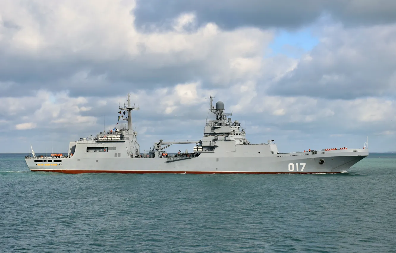Фото обои десантный корабль, проект 11711, Петр Моргунов