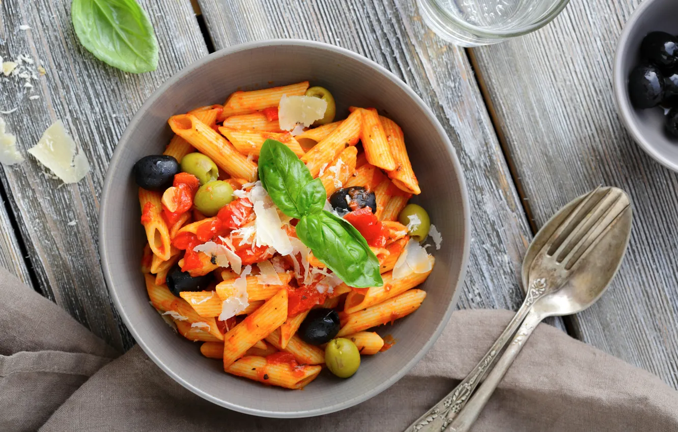 Фото обои еда, оливки, пармезан, tomato, базилик, olive, pasta, parmesan