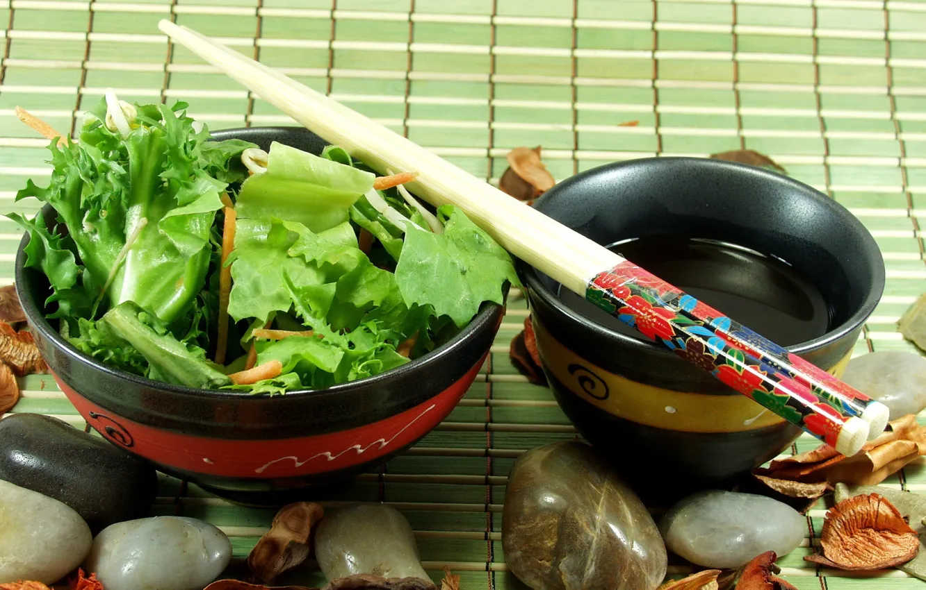 Фото обои Japan, камешки, салат, пиала, палочки для еды