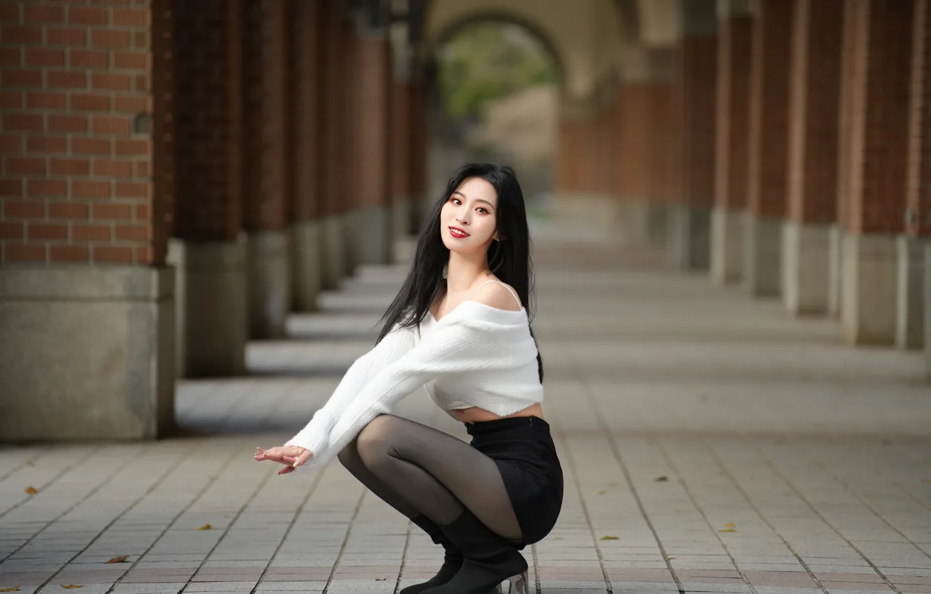 Фото обои girl, shorts, legs, asian, brunettes, sitting, young woman, sweater