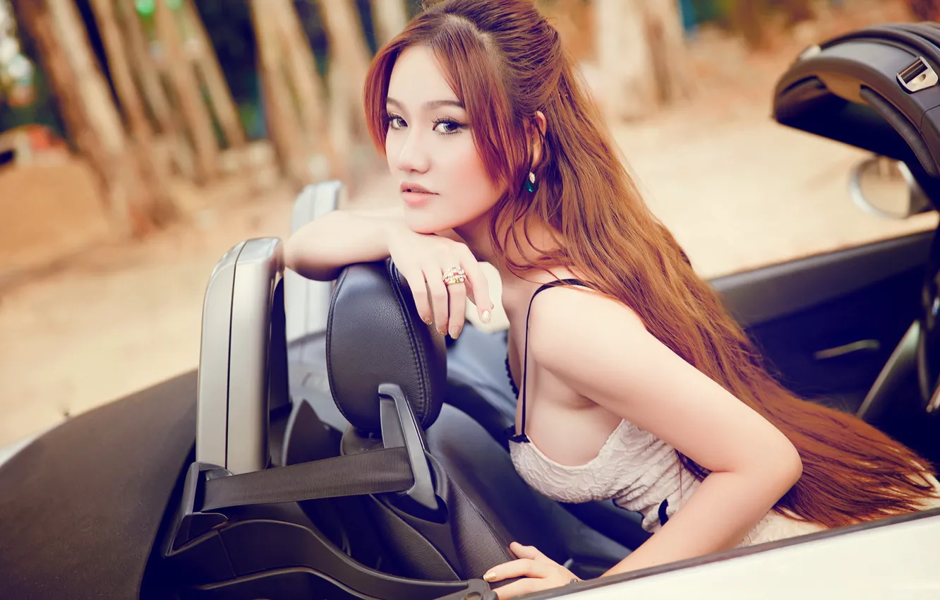 Фото обои машина, девушка, азиатка, Jolie Dương