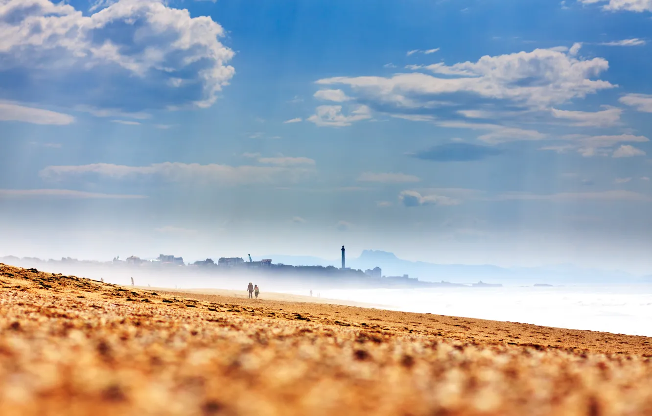Фото обои песок, море, пляж, небо, облака, берег, Франция, маяк