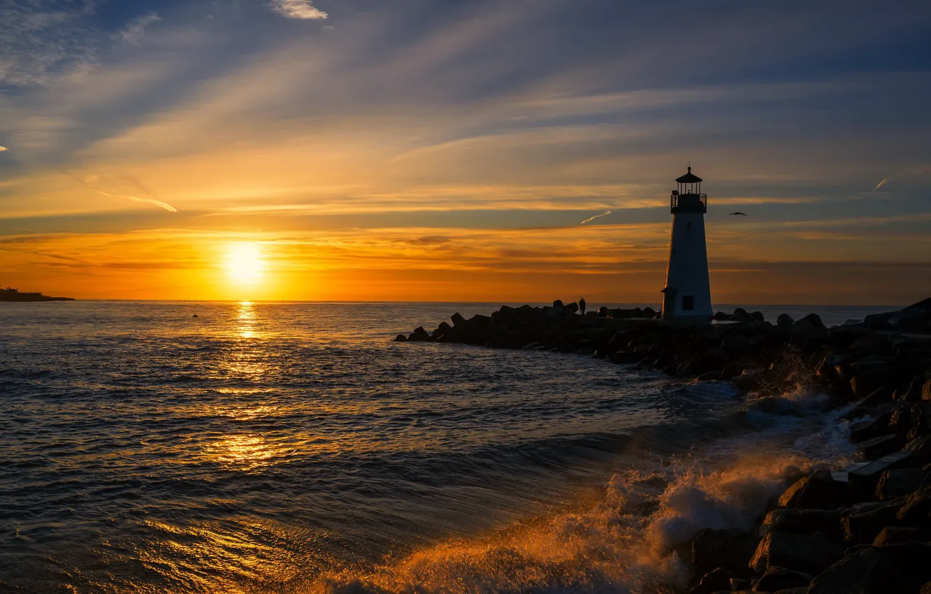 Фото обои sunrise, Walton Lighthouse, High Waves