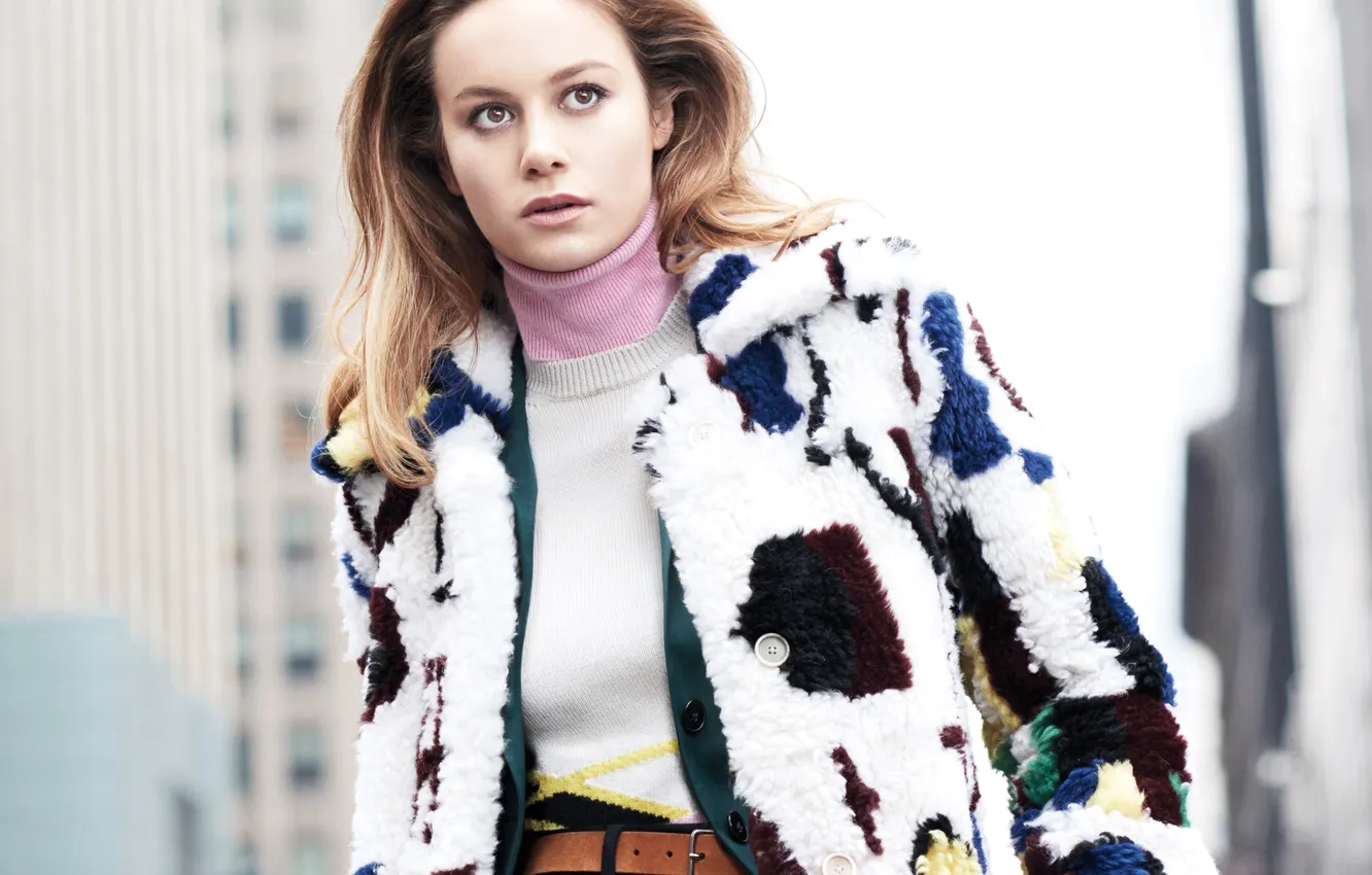 Фото обои актриса, прическа, фотограф, шуба, певица, журнал, InStyle, Brie Larson