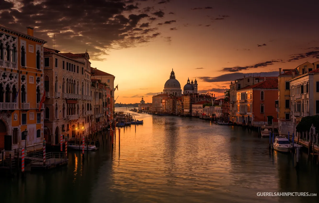 Фото обои небо, закат, тишина, дома, Венеция, собор, канал, photographer