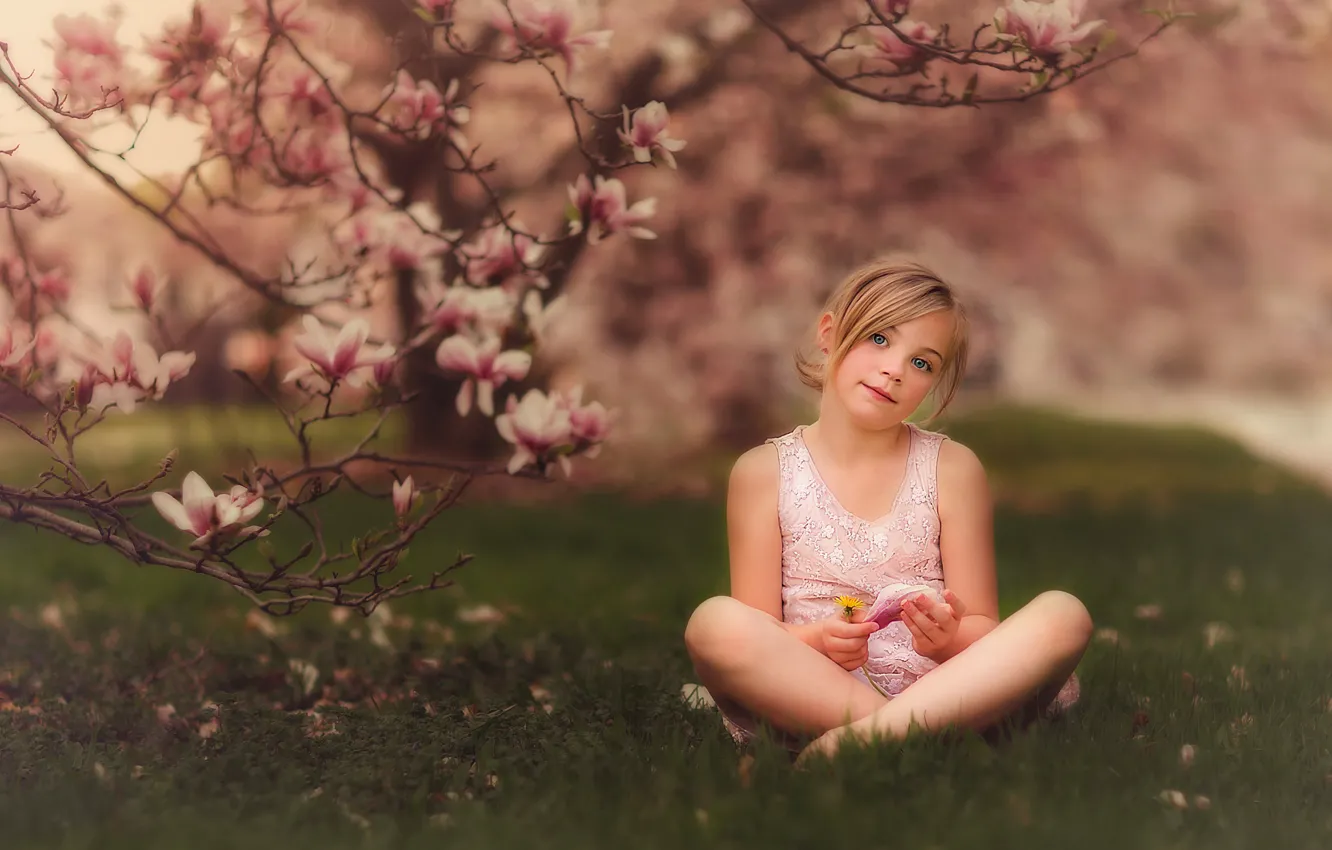 Фото обои весна, девочка, прелесть, Lorna Oxenham, In bloom