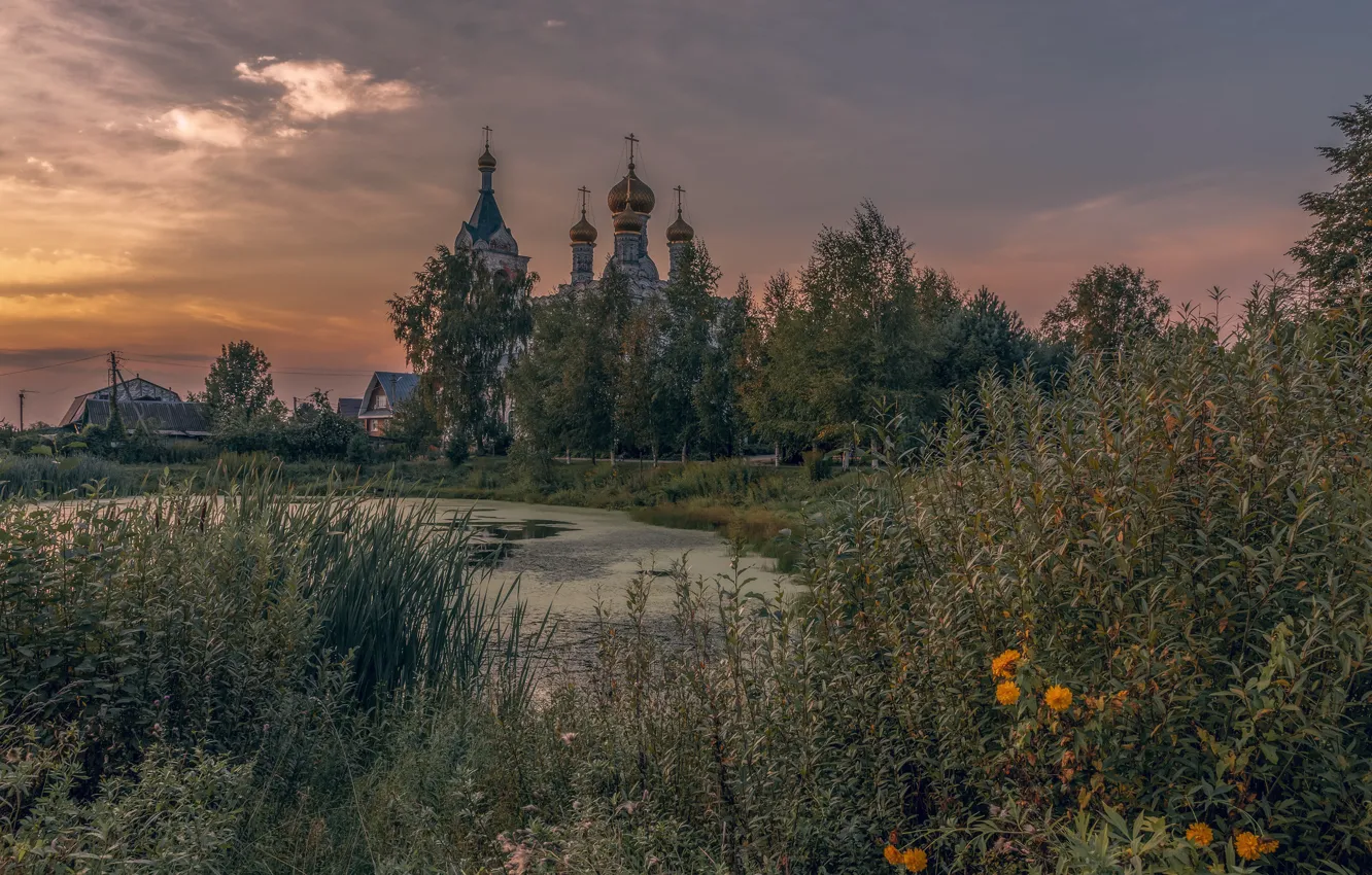 Фото обои пейзаж, закат, природа, пруд, церковь, храм, травы, сумерки