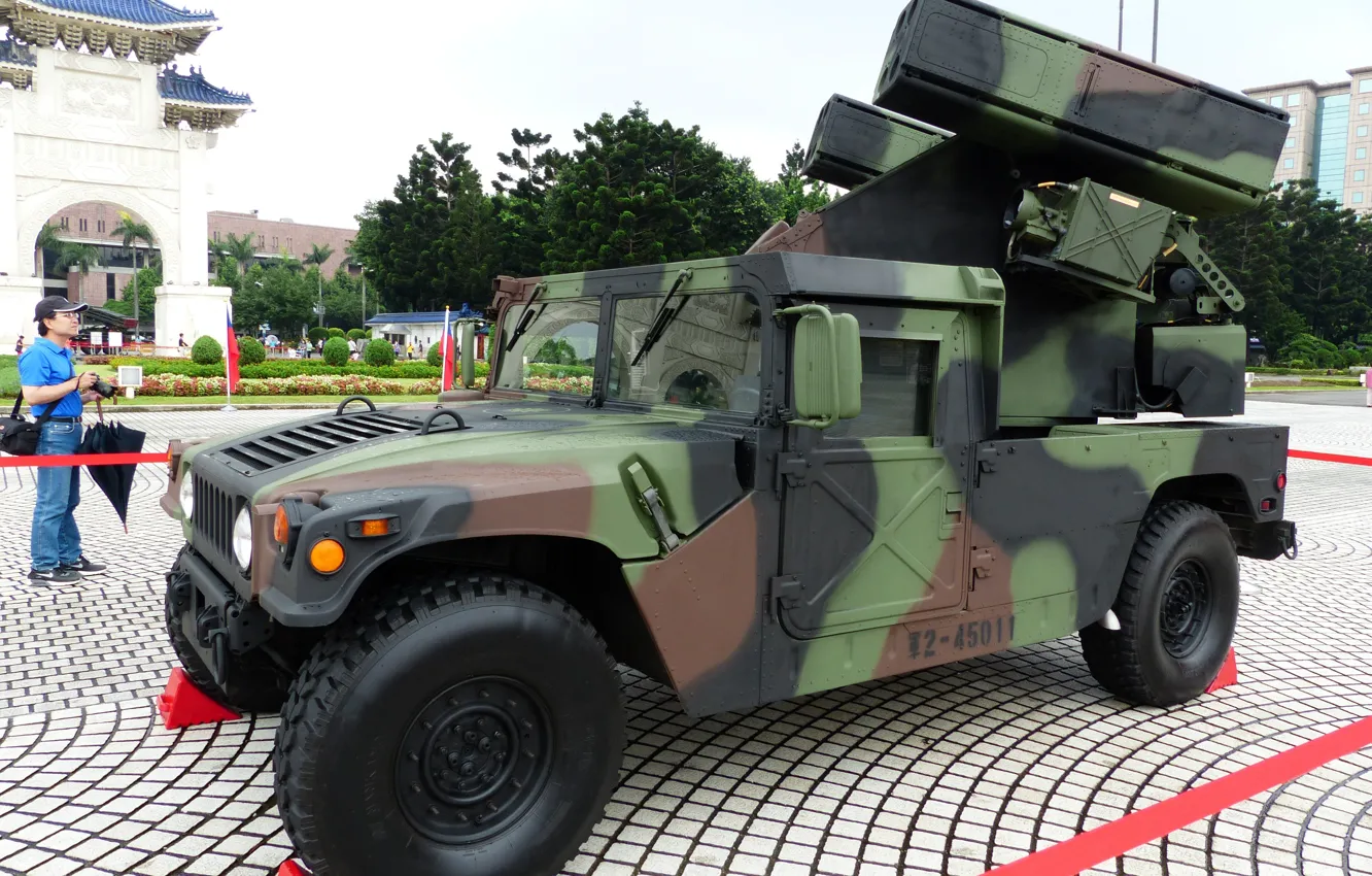 Фото обои military, army, american, US Army, missile, High Mobility Multipurpose Wheeled Vehicle, Stinger, military vehicle