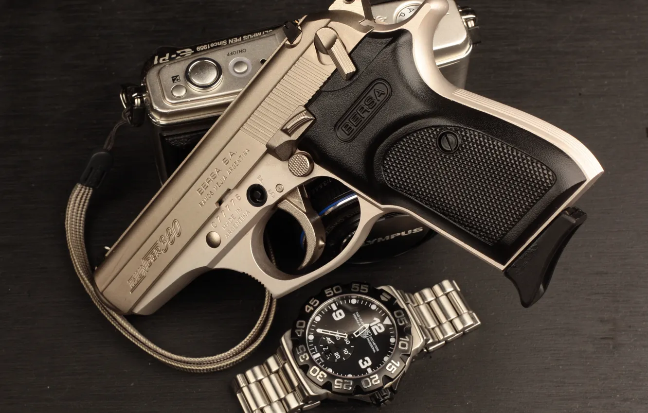 Фото обои пистолет, часы, самозарядный, Bersa, аргентинский, Thunder 380