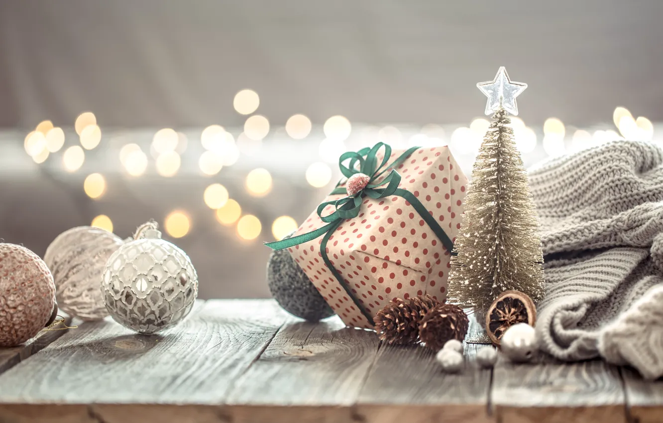 Фото обои шарики, подарок, шары, Рождество, Новый год, ёлочка, шишки