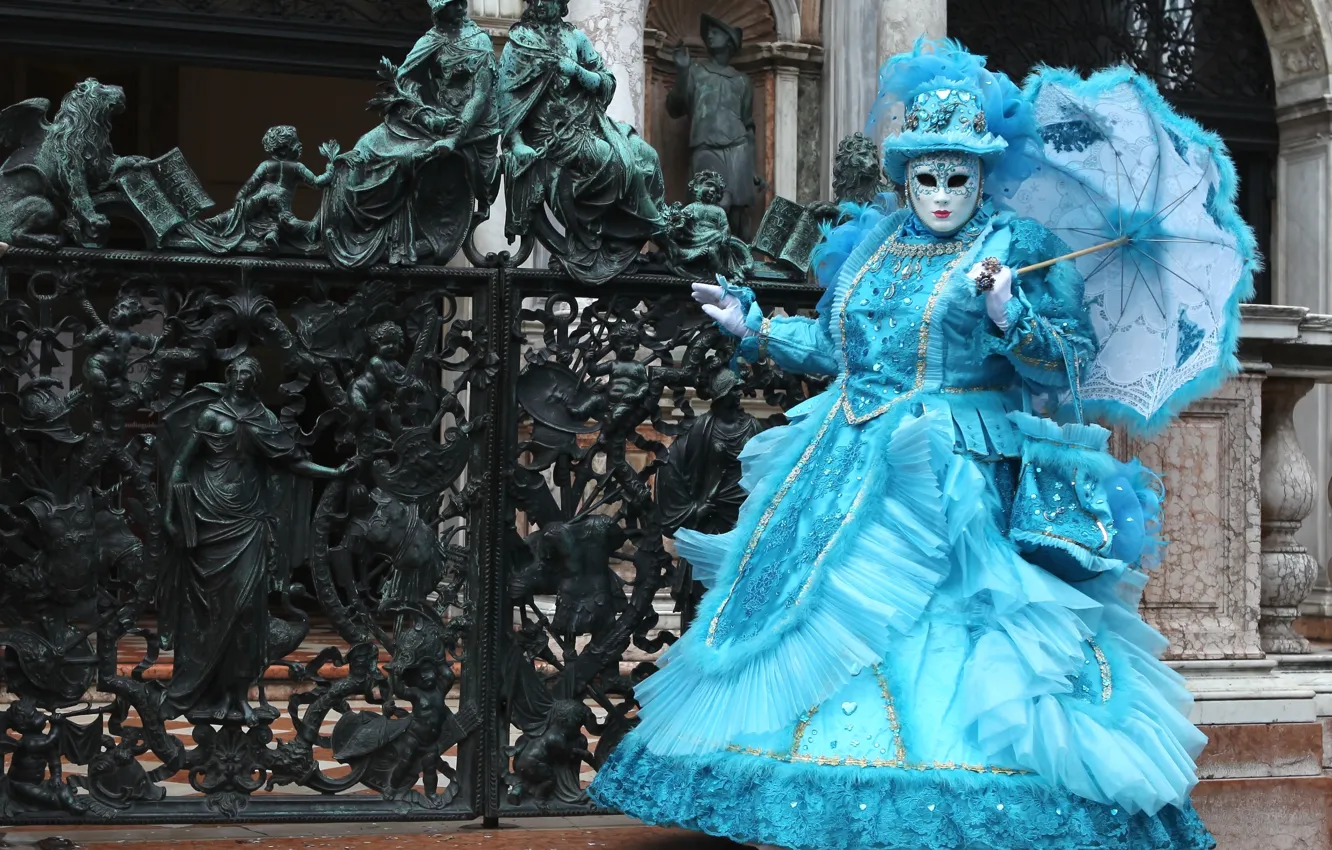 Фото обои зонт, маска, костюм, Венеция, карнавал, ковка