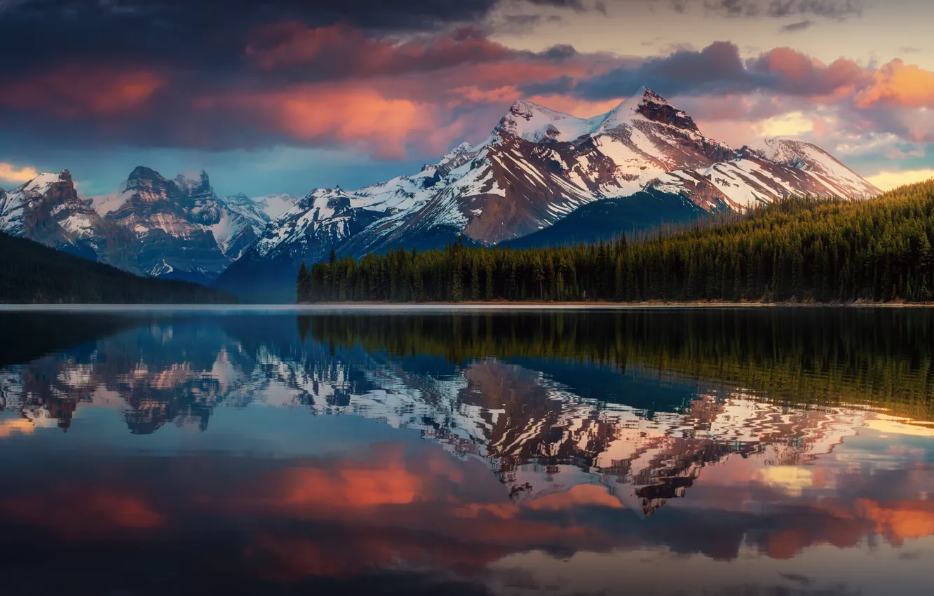 Фото обои облака, горы, отражение, Канада, Альберта
