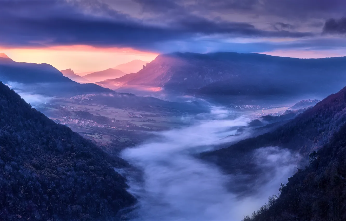 Фото обои горы, туман, рассвет, утро, долина, панорама, Испания, Spain