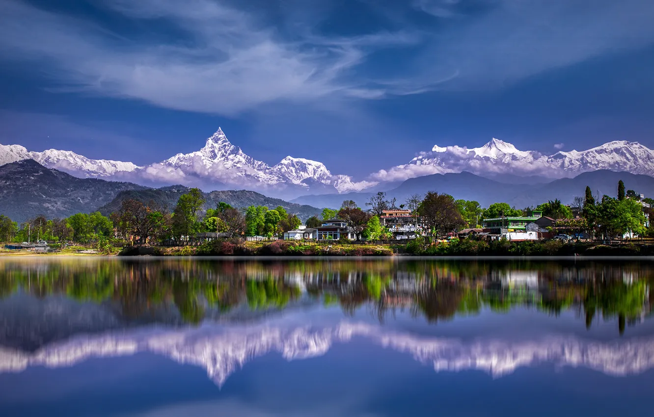 Фото обои пейзаж, горы, природа, озеро, отражение, дома, Гималаи, Непал