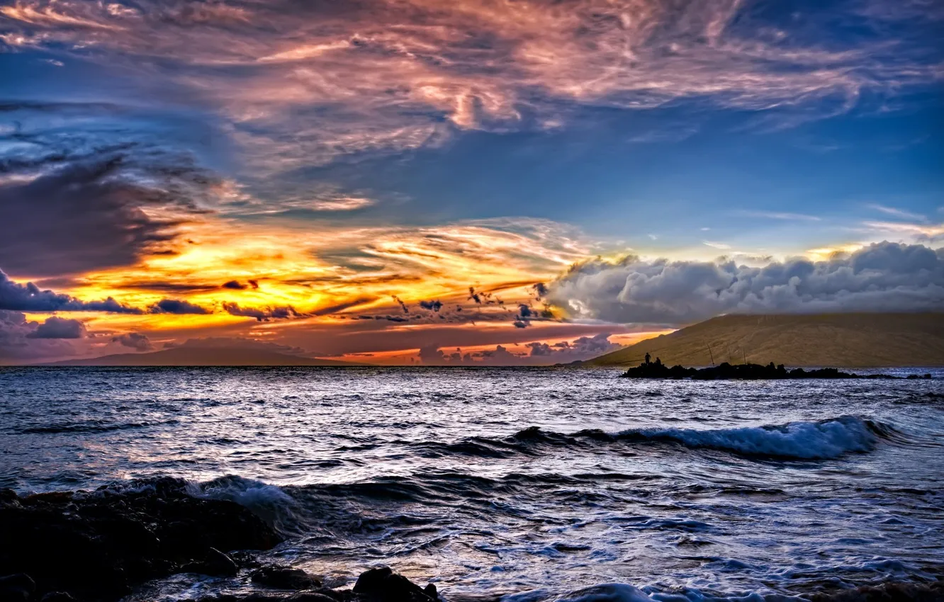 Фото обои море, волны, небо, вода, закат, тучи, океан, берег