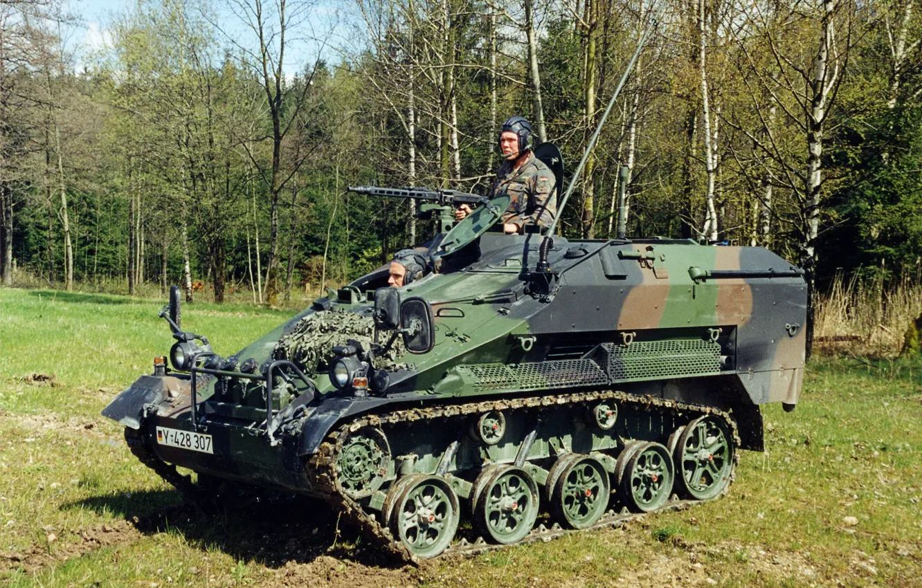 Фото обои 155, weapon, armored, military vehicle, armored vehicle, armed forces, military power, war materiel
