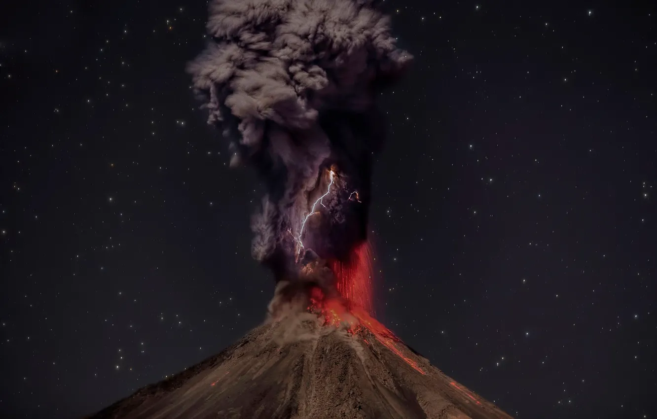 Фото обои природа, молнии, дым, вулкан, извержение, лава