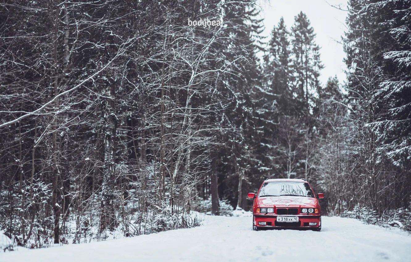 Фото обои Зима, Дорога, Красная, Снег, BMW, БМВ, Red, oldschool