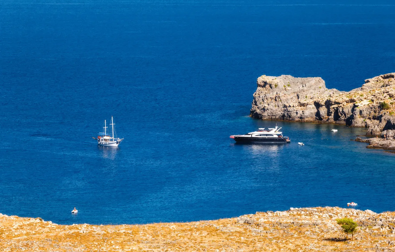 Фото обои море, камни, скалы, берег, яхты, Греция, Rhodes Island