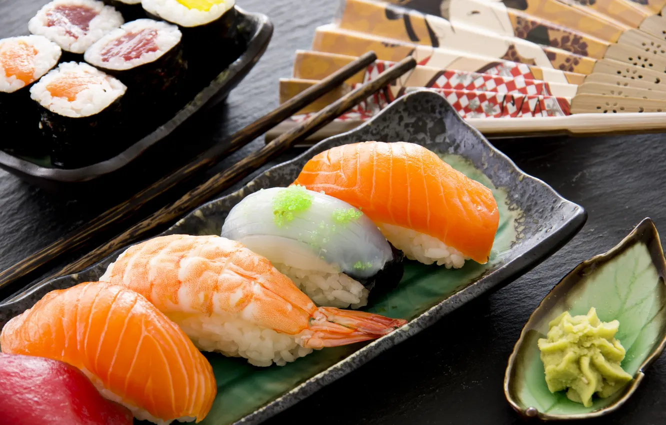 Фото обои блюдо, роллы, креветки, начинка, японская кухня, красная рыба