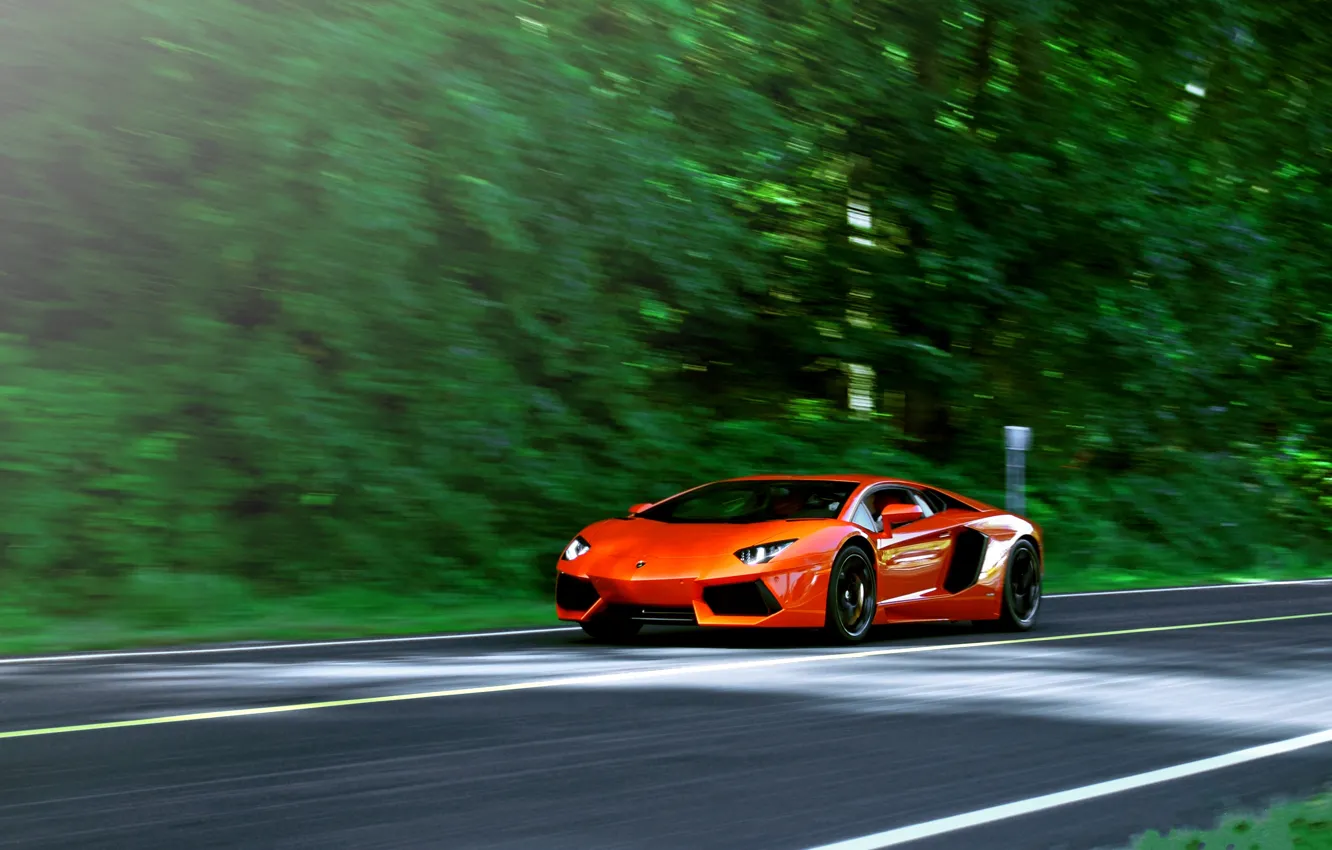 Lamborghini Aventador lp700-4 оранжевый