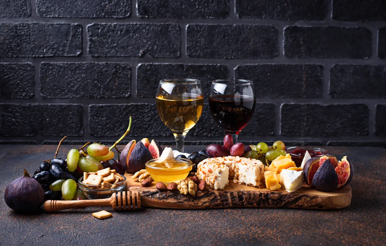 Фото обои вино, сыр, виноград, инжир