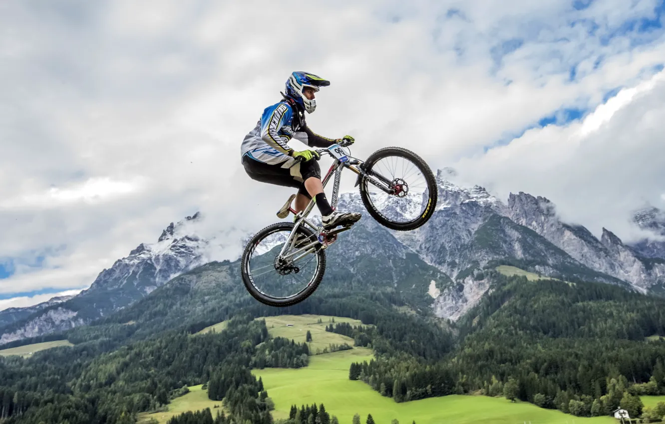 Фото обои небо, горы, прыжок, спорт, горизонт, sport, экстрим, Велосипед